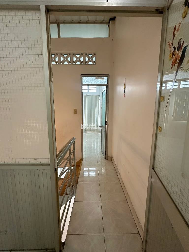 SÁT SÂN BAY, HOÀNG VĂN THỤ, PHÚ NHUẬN, 30M2 CÓ KC Ở NGAY. GIẢM 350TR CHỈ 4.1T TL 