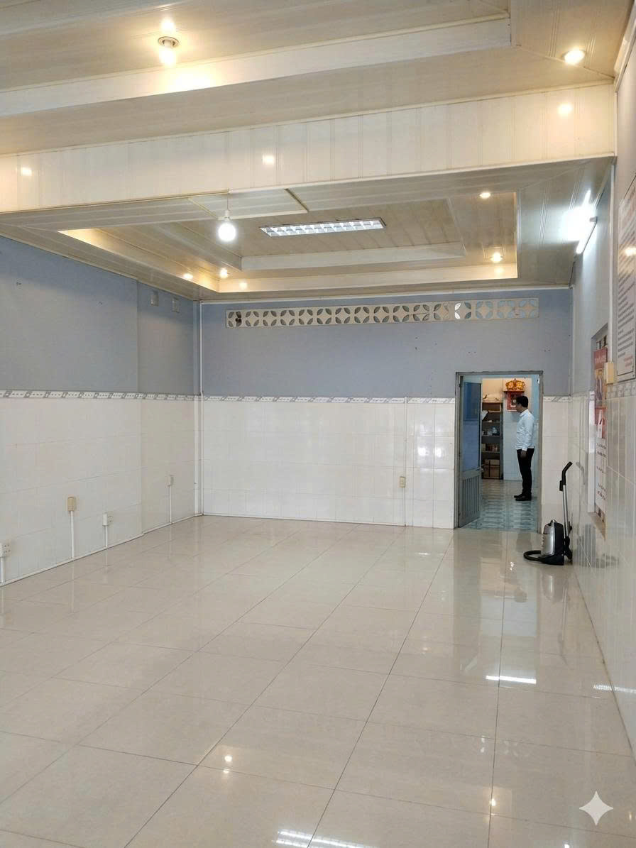 Bán Nhà Mặt Tiền 300m2 Trần Hưng Đạo - An Giang. Giá Nhỉnh 8 Tỷ 