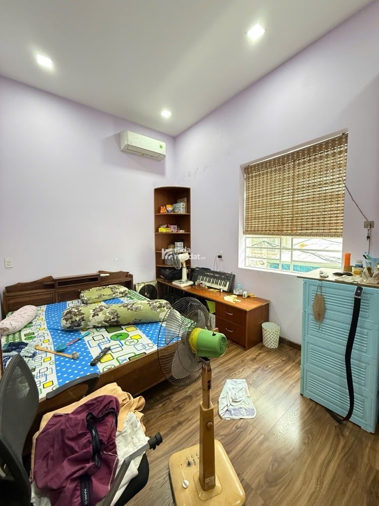 MẶT TIỀN KHU BÀU CÁT - 67M2 - 4 TẦNG - KHU KINH DOANH ĐÔNG ĐÚC - SỔ A4 - 14 TỶ TL 