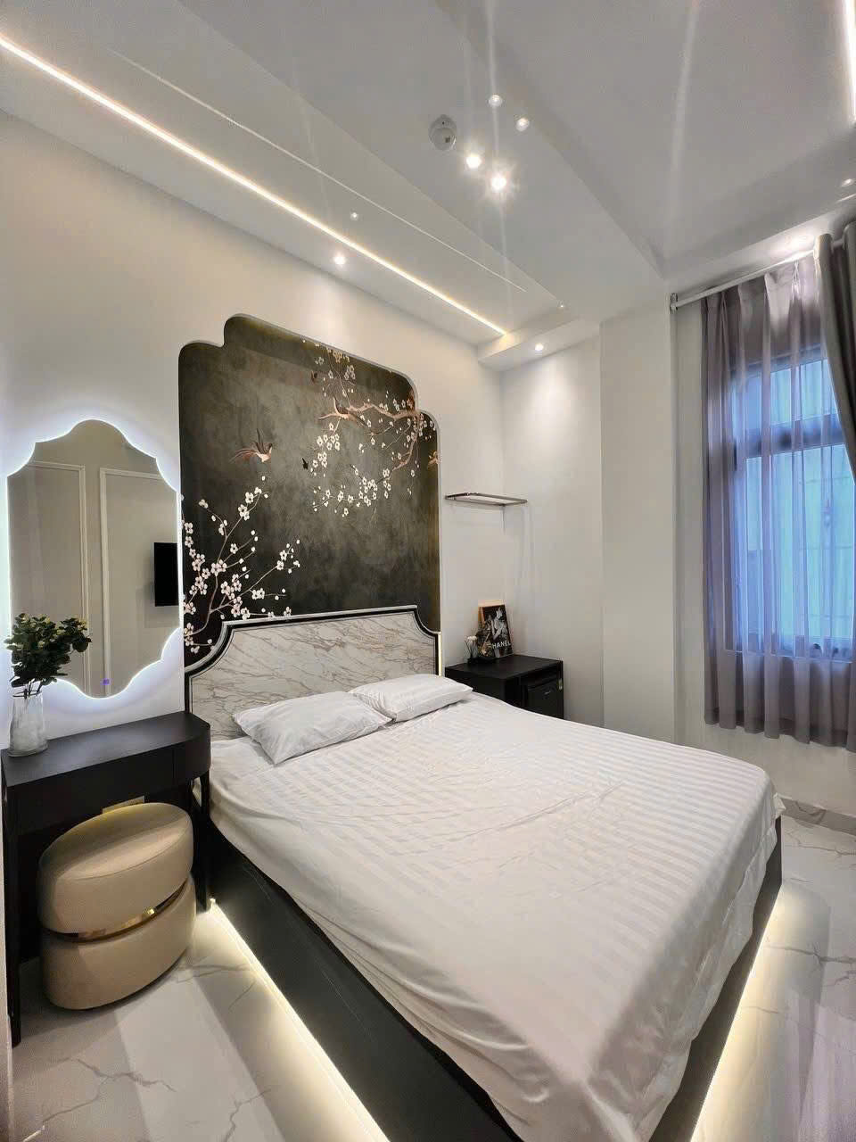 KHÁCH SẠN LÔ GÓC 6 TẦNG PHẠM VĂN CHIÊU GÒ VẤP -DÒNG TIỀN 130 TRIỆU/THÁNG  -GIÁ CHỈ 26 TỶ