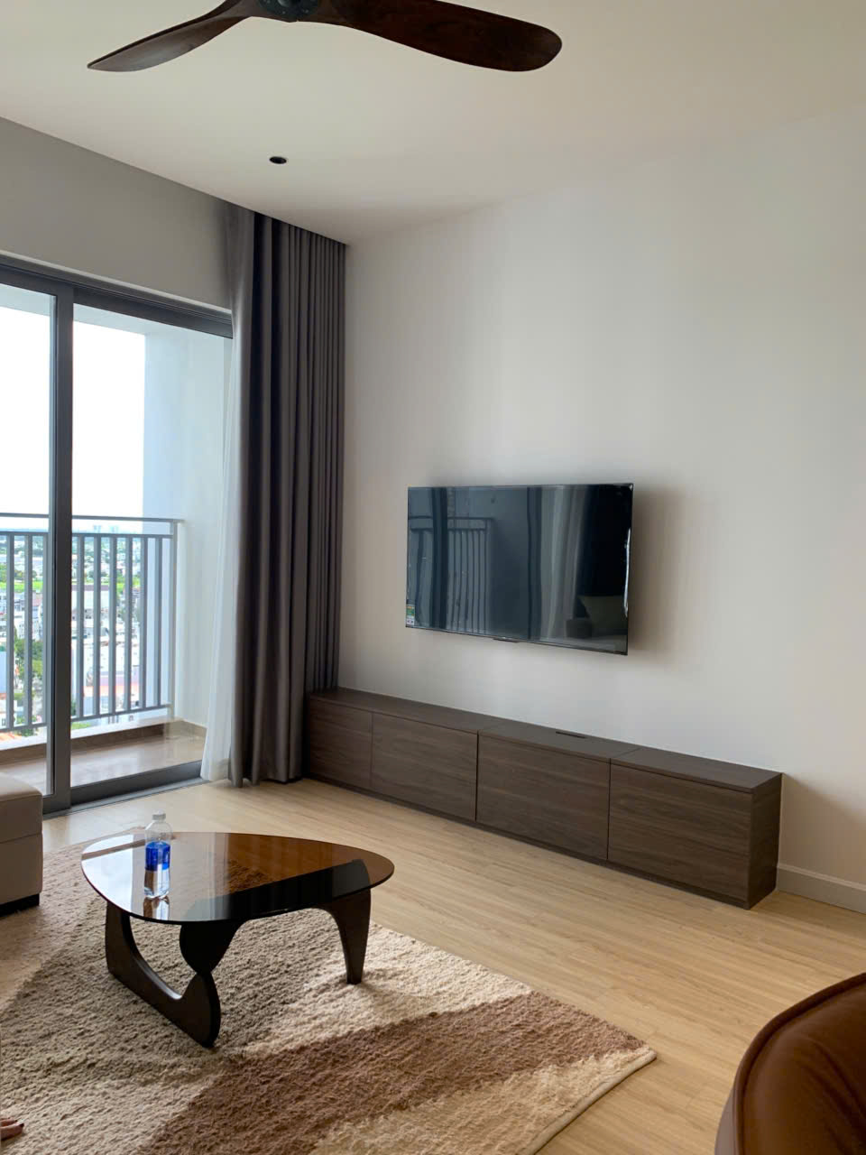 cho thuê căn hộ 3PN2WC - 28 triệu/tháng - Full NT Cao Cấp - Celesta Rise