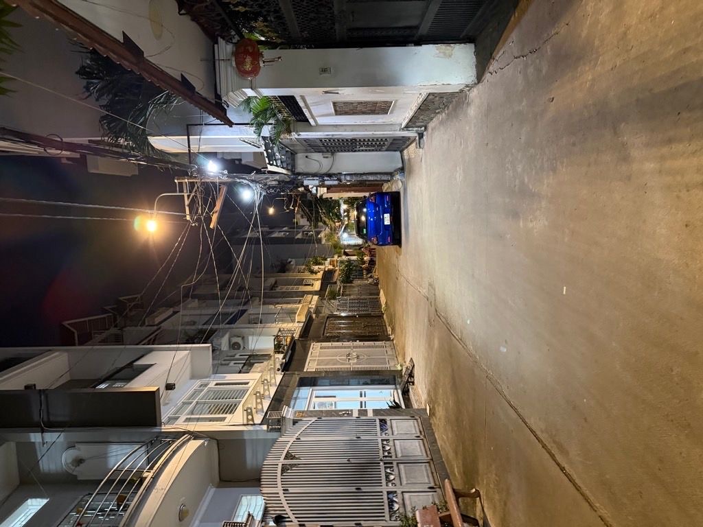 trí: Nhà 1/ đường hẻm xe tải, căn góc hết lộ giới siêu thoáng.- Diện tích: 48m2.- Kết cấu: 1 trệt 2