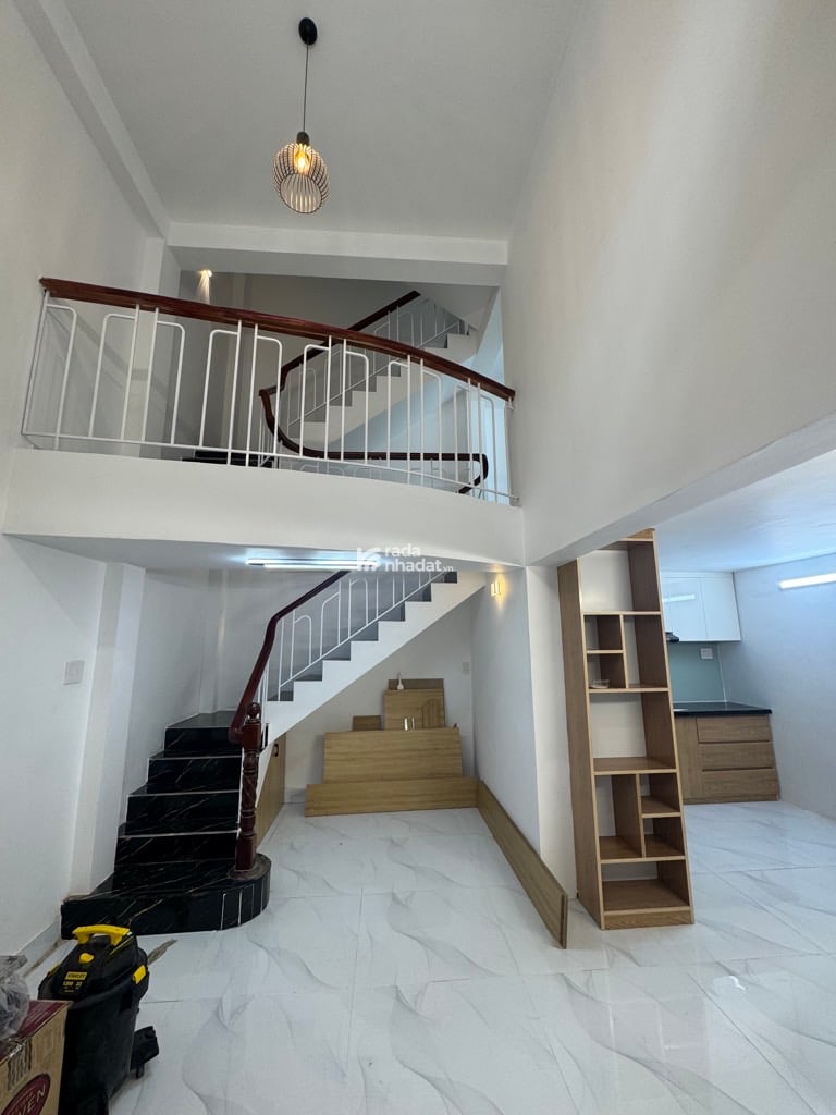 HẺM XE HƠI SÁT NHÀ, HOÀNG DIỆU, PHÚ NHUẬN, 51M2 CÓ KC Ở NGAY. GIẢM 350TR CHỈ 8T TL 