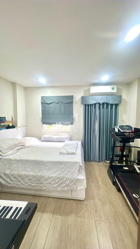 BÁN GẤP NHÀ NHỎ XINH (4*6)3 TẦNG HOÀNG VĂN THỤ TÂN BÌNH