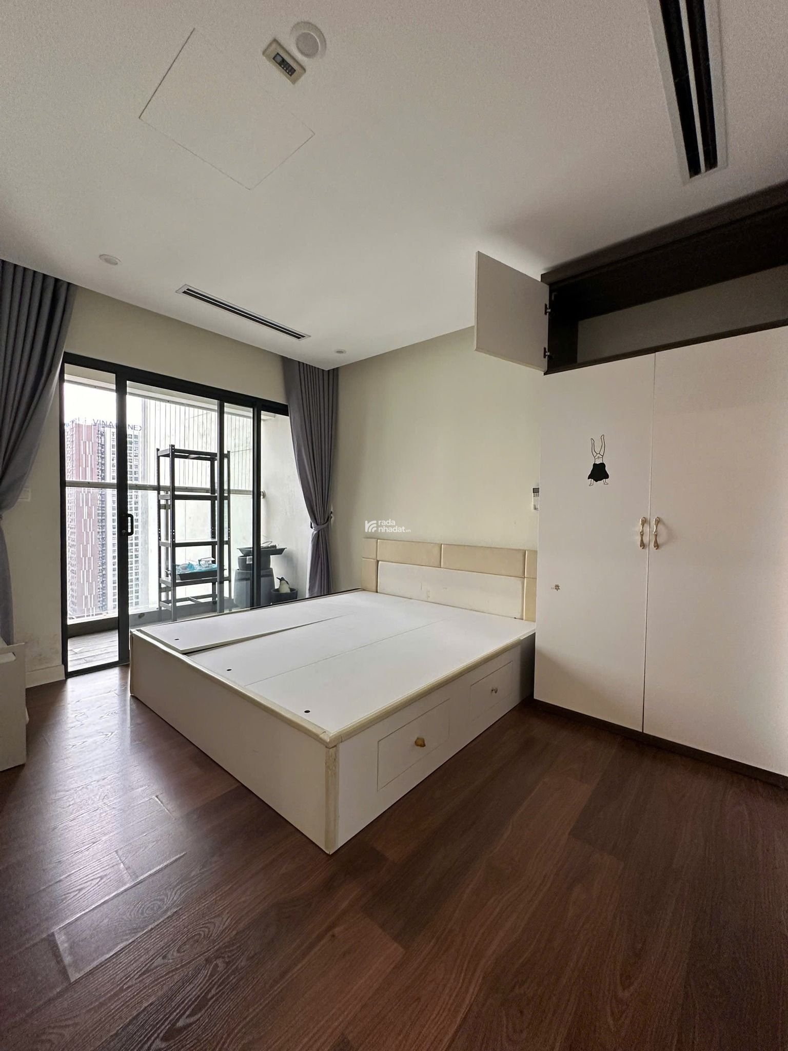 Chính chủ cho thuê căn hộ Trinity Tower, 75m2 2 ngủ 2 vệ sinh View 2 hồ full nội thất giá 15tr