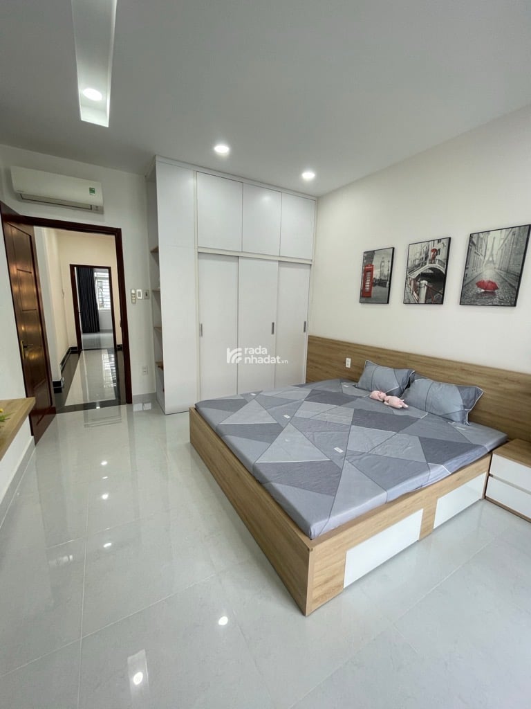 BÁN NHÀ KẾ TÂN KỲ TÂN QUÝ 65M2 3 TẦNG 6 TỶ FULL NỘI THẤT HẺM NHỰA 6M XE HƠI VÀO TẬN NHÀ