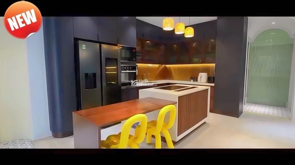 Bán biệt thự khu bộ công an Q7 - DT khủng 160m2 ngang 9m - nhà đẹp vào ở ngay - giá hơn 100tr/m2