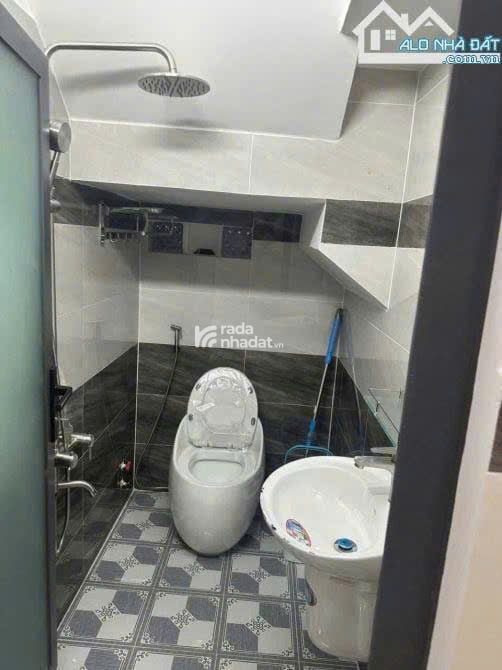 Bán nhanh căn nhà đường Nguyễn Gia Trí, Bình Thạnh, HCM, 4 Tỷ 650Tr/ DT 57,6m2/ SHR Chính chủ