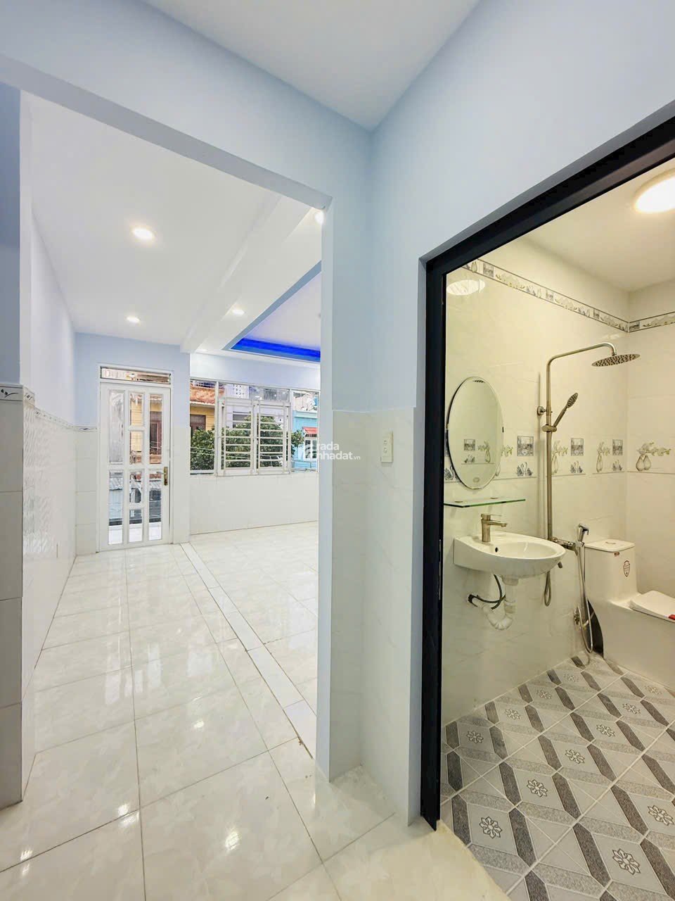 7.85 TỶ - NHÀ 5 TẦNG - 4x15m - TÂN THỚI NHẤT - XE HƠI ĐẬU CỬA - KẾ BÊN TRƯỜNG HỌC NGUYỄN THỊ ĐỊNH
