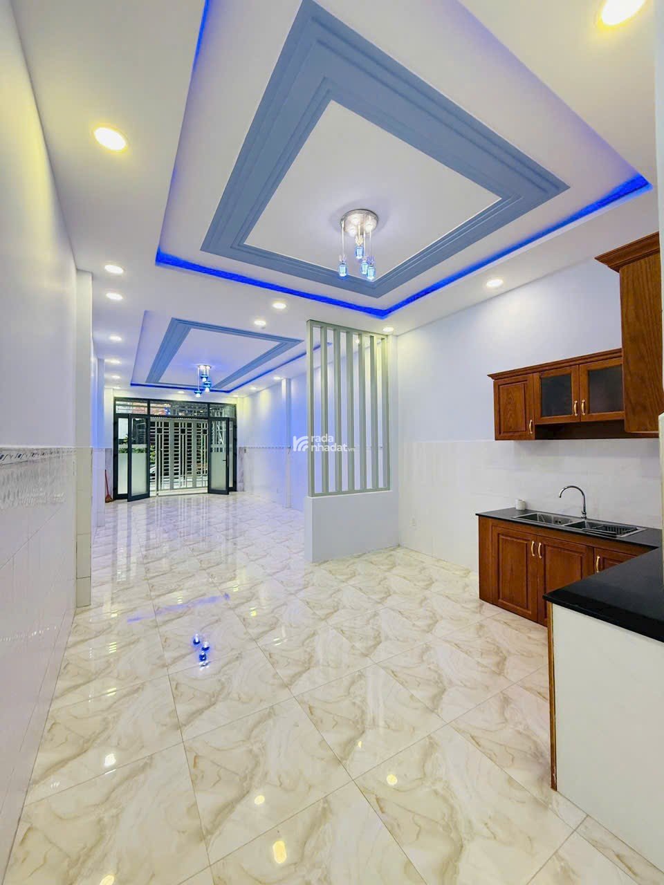 7.85 TỶ - NHÀ 5 TẦNG - 4x15m - TÂN THỚI NHẤT - XE HƠI ĐẬU CỬA - KẾ BÊN TRƯỜNG HỌC NGUYỄN THỊ ĐỊNH