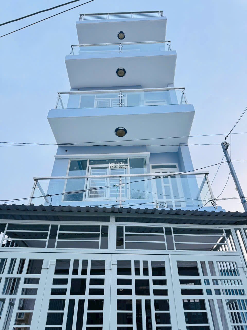7.85 TỶ - NHÀ 5 TẦNG - 4x15m - TÂN THỚI NHẤT - XE HƠI ĐẬU CỬA - KẾ BÊN TRƯỜNG HỌC NGUYỄN THỊ ĐỊNH