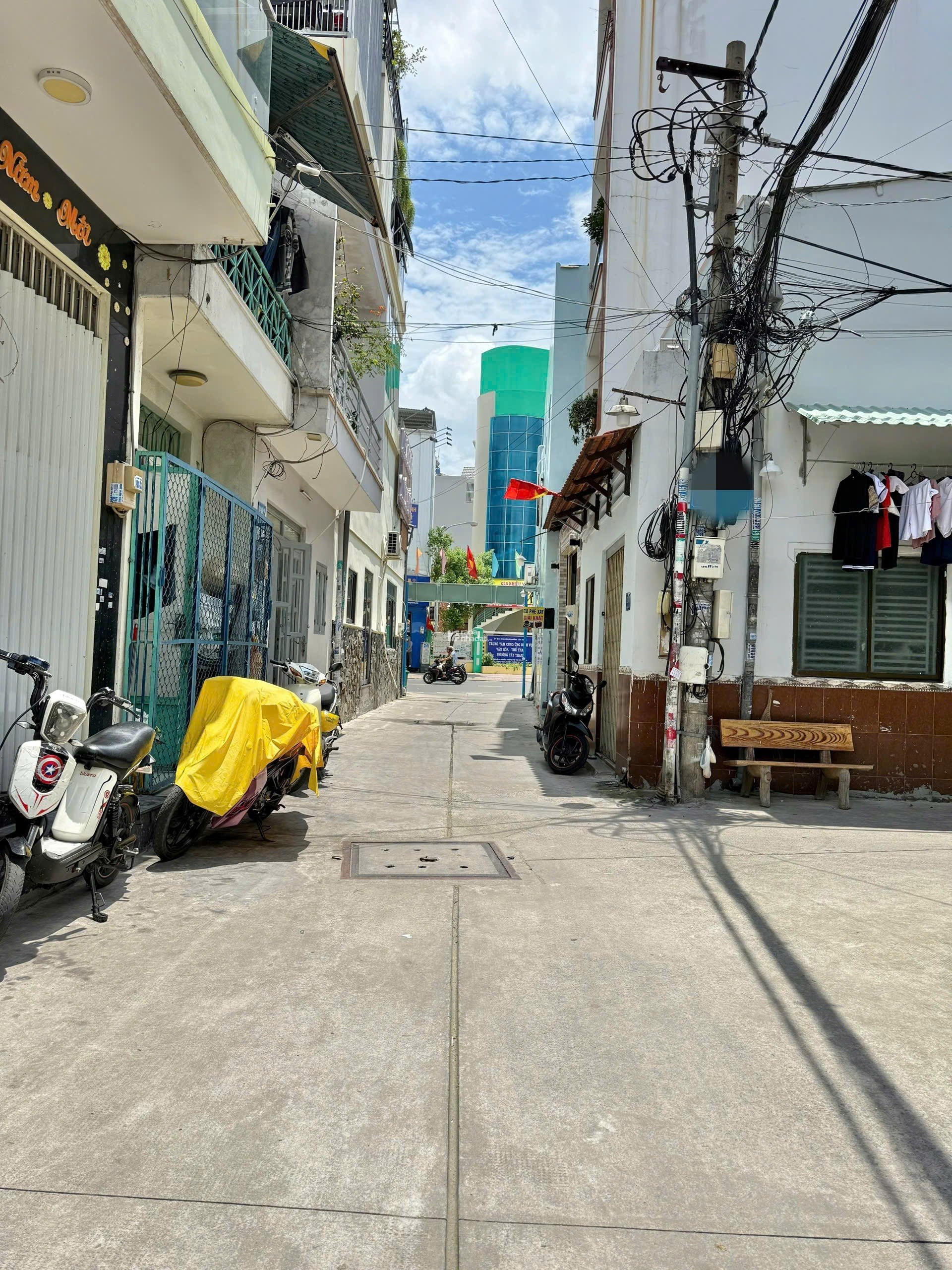 NHÀ ĐẸP GIÁ TỐT 4 PN GÒ DẦU, TÂN SƠN NHÌ, TÂN PHÚ CHỈ 3.7 TỶ 