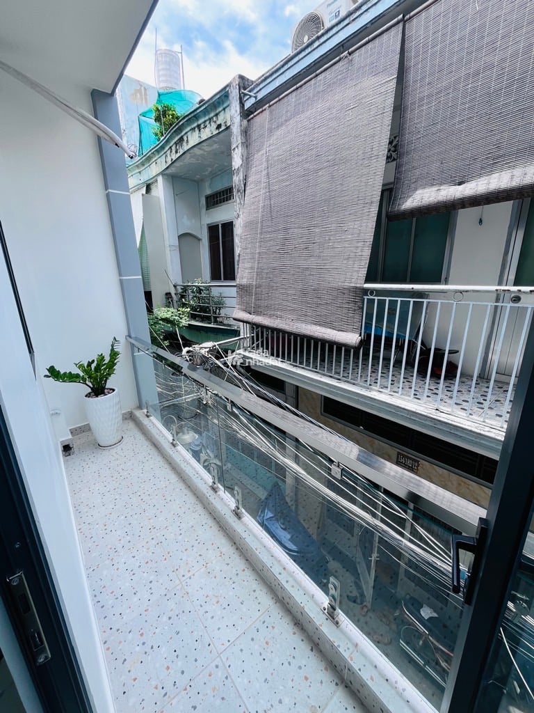 Bán Nhà Âu Dương Lân Hẻm Xe Hơi 3PN  SHR Giá chỉ nhỉnh 3 tỷ