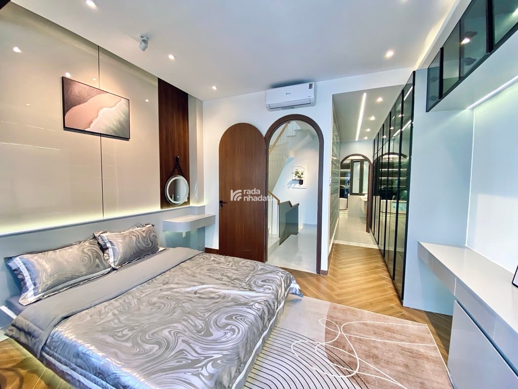 NHÀ MỚI 5 TẦNG, GARA Ô TÔ, FULL NỘI THẤT, HẺM Ô TÔ NHỰA THÔNG – PHAN HUY ÍCH, TÂN BÌNH – 9.95 TỶ TL