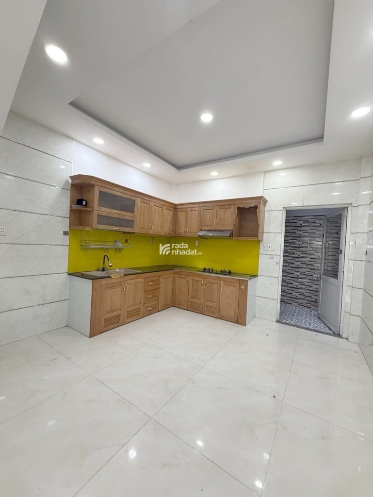 Nhà mặt tiền đường 18D BhhA bình Tân 