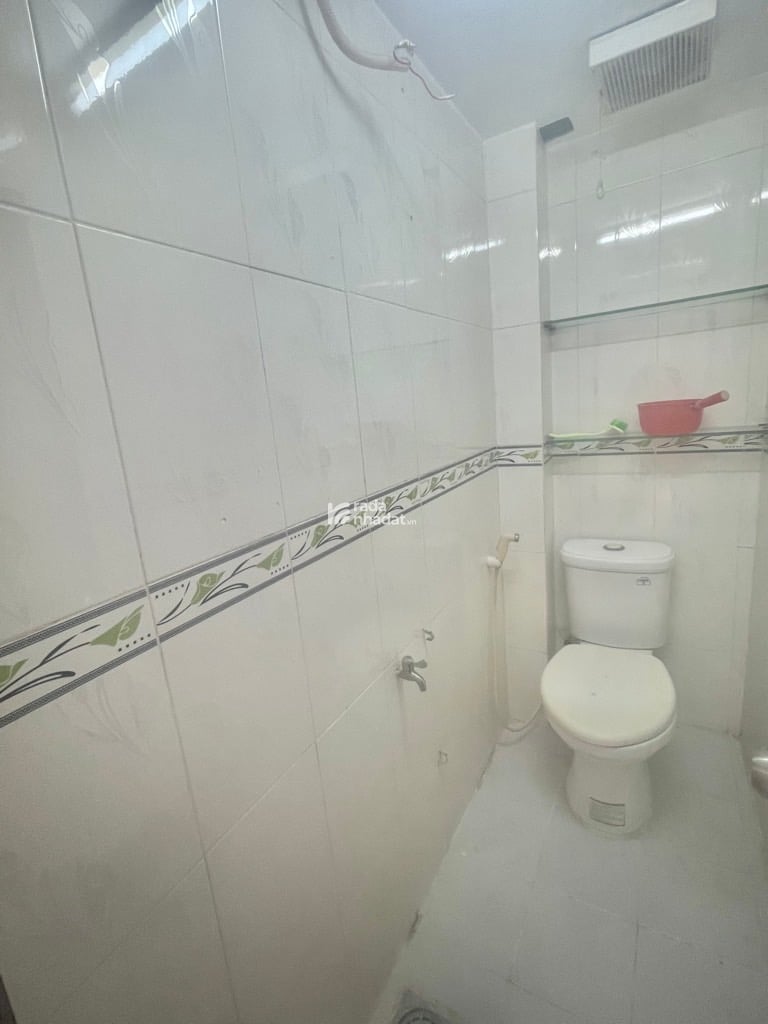 Căn Nhà 2 Tầng (2PN, 2WC) Lò Gốm, Q6 Vị Trí Trung Tâm, SHR, Hoàn công đủ, Chỉ 3,85 Tỷ 