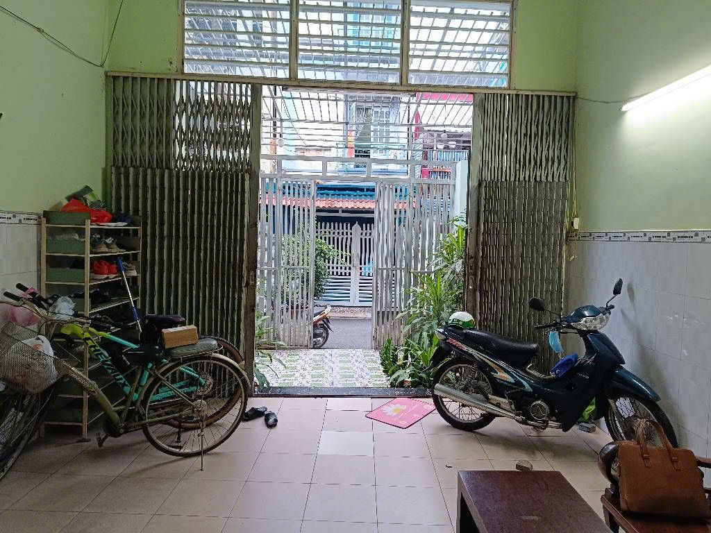 BÁN NHÀ XHX,1 SẸC NGUYỄN VĂN LUÔNG,PHƯỜNG 10 (4,5m x 19m x 4 TẦNG) 9,3 TỶ TL