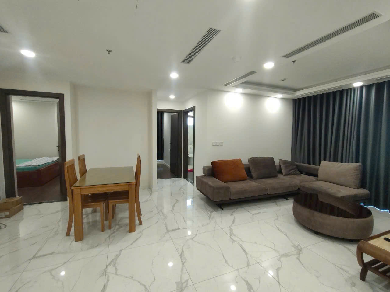 Chính chủ bán gấp căn 3pn tại toà S1, A2 102m2 7TY6 còn thương lượng 