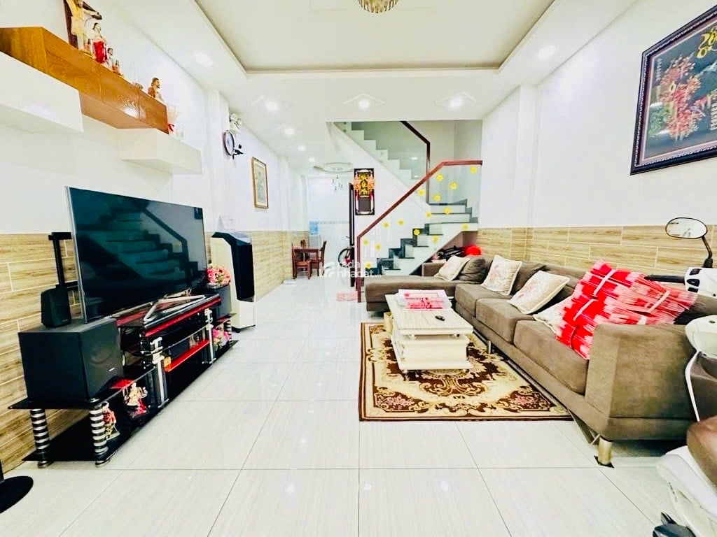 NHÀ ĐẸP 4 TẦNG  HXH GẦN CHỢ TÂN HƯƠNG  ĐI BỘ RA CÔNG VIÊN  KHU VIP TÂN PHÚ CHỈ 6.X TỶ