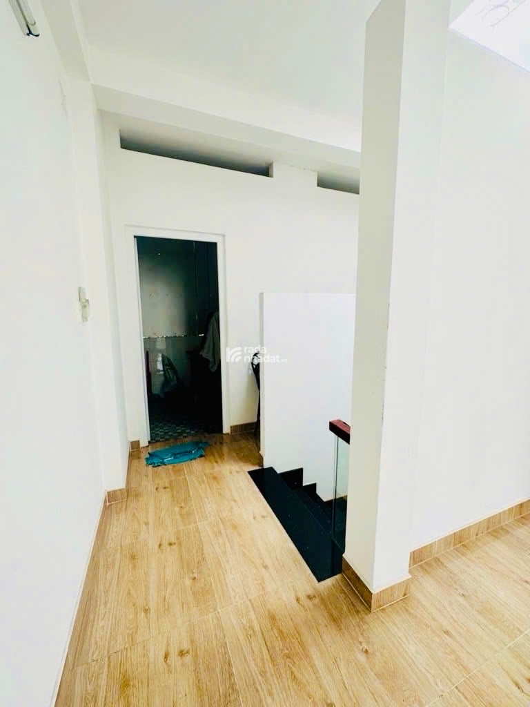 NHÀ ĐẸP 4 TẦNG  HXH GẦN CHỢ TÂN HƯƠNG  ĐI BỘ RA CÔNG VIÊN  KHU VIP TÂN PHÚ CHỈ 6.X TỶ