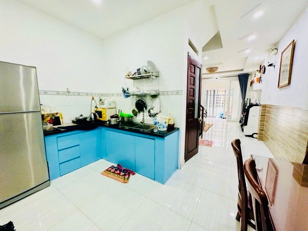 NHÀ ĐẸP 4 TẦNG  HXH GẦN CHỢ TÂN HƯƠNG  ĐI BỘ RA CÔNG VIÊN  KHU VIP TÂN PHÚ CHỈ 6.X TỶ