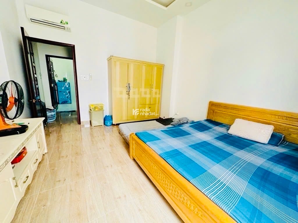 NHÀ ĐẸP 4 TẦNG  HXH GẦN CHỢ TÂN HƯƠNG  ĐI BỘ RA CÔNG VIÊN  KHU VIP TÂN PHÚ CHỈ 6.X TỶ