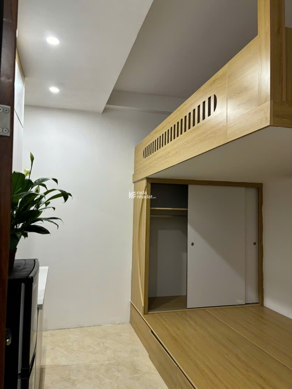 LÔ 2 THOÁNG - CCMN- QUẬN ĐỐNG ĐA- 7 TẦNG 18 PHÒNG DÒNG TIỀN 110 TR/ THÁNG - Ô TÔ 15M GIÁ HƠN 10 TỶ