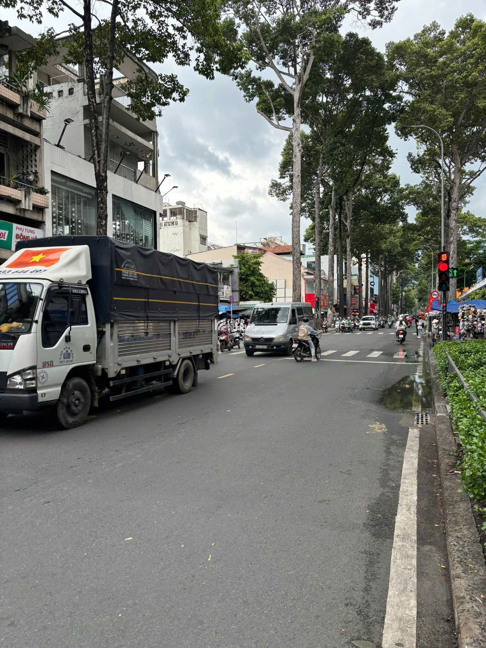 BÁN NHÀ MẶT TIỀN TẠI TÔ HIẾN THÀNH QUẬN 10-DIỆN TÍCH 3.8 X 20M-KINH DOANH VÔ CÙNG TỐT GIÁ CHỈ 27 TỶ