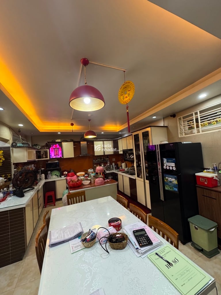 KHU PHÂN LÔ DÂN TRÍ - GẦN TÂN PHÚ VÀ QUẬN 6 VÀ AEON MALL BÌNH TÂN - NHÀ ĐẸP 6 TẦNG - NGANG 8.2M