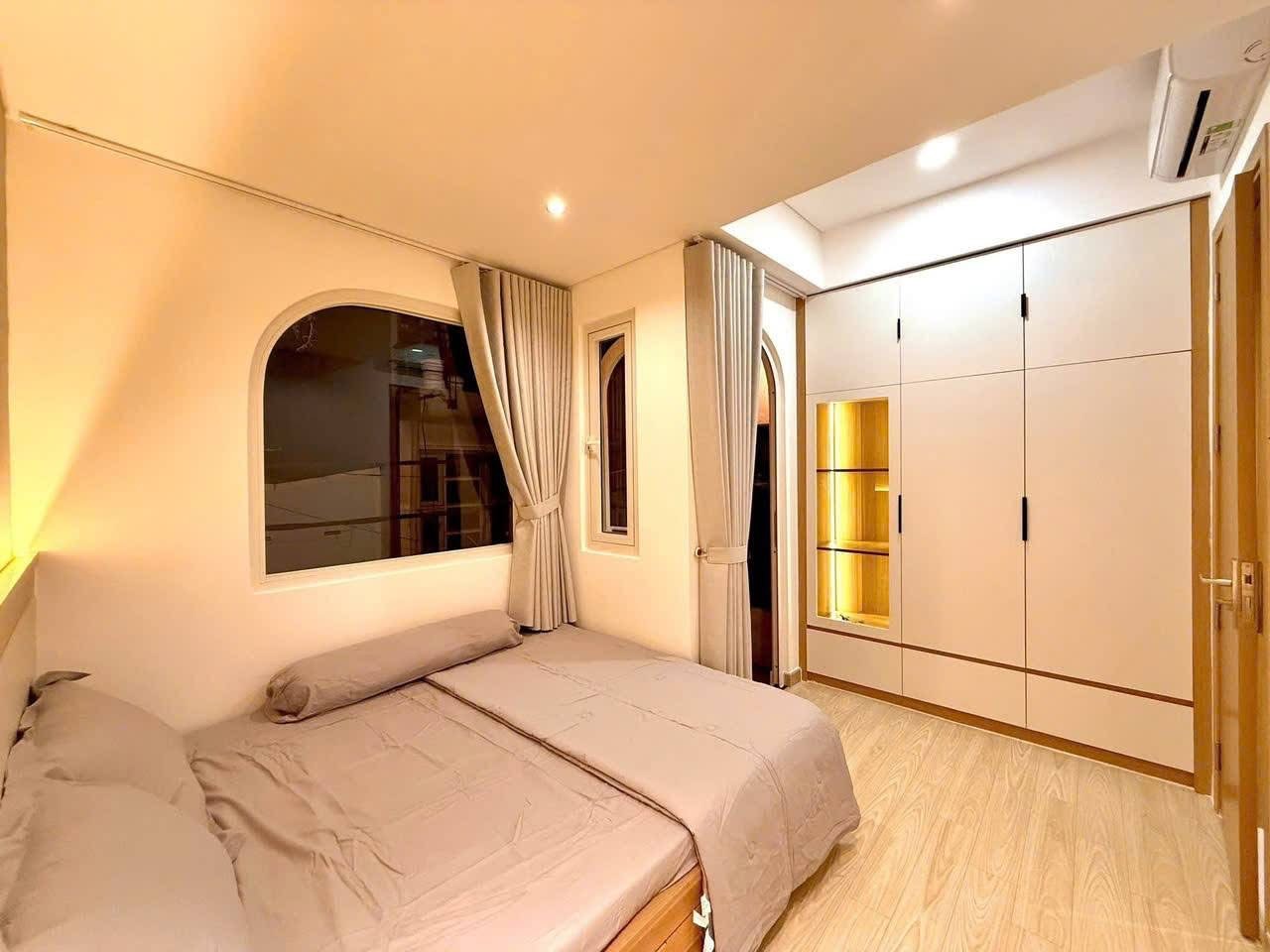 Bán nhà hẻm ô tô, Nguyễn Lâm, phường 7, Phú Nhuận, DT 31m2, Giá chỉ 3 tỷ 350tr, Sổ hồng riêng