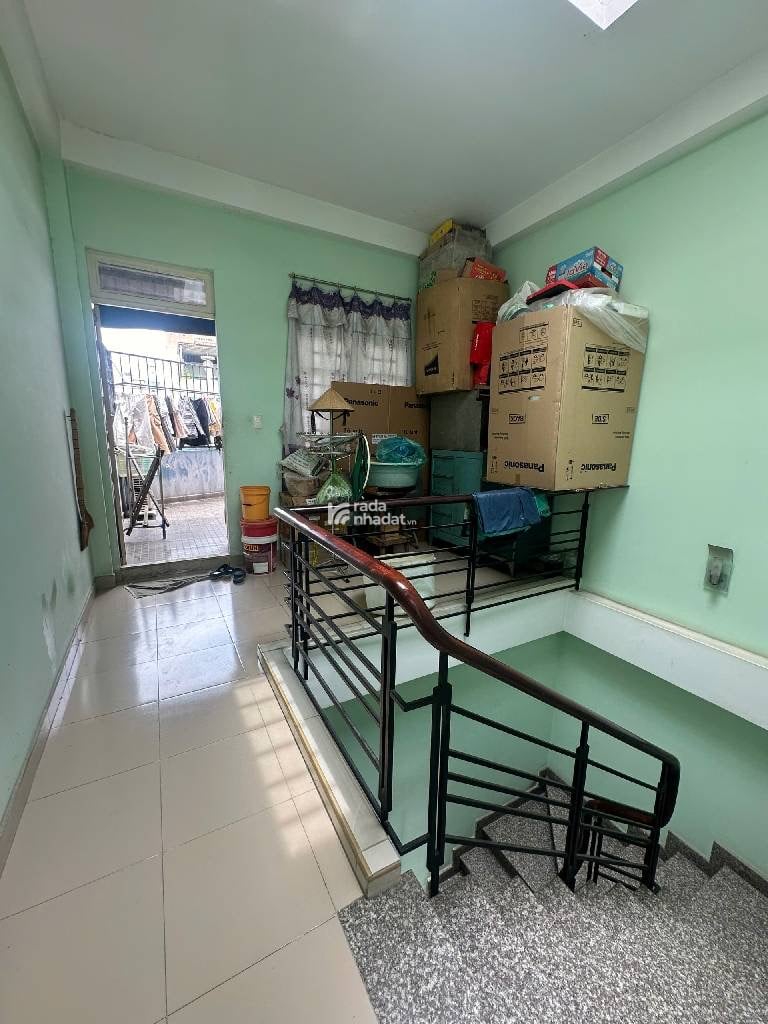 HẺM NHỰA 10M - 3 TẦNG - 49M2 - LÊ VĂN QUỚI - BÌNH TÂN - GIÁ NHỈNH 6 TỶ XÍU.