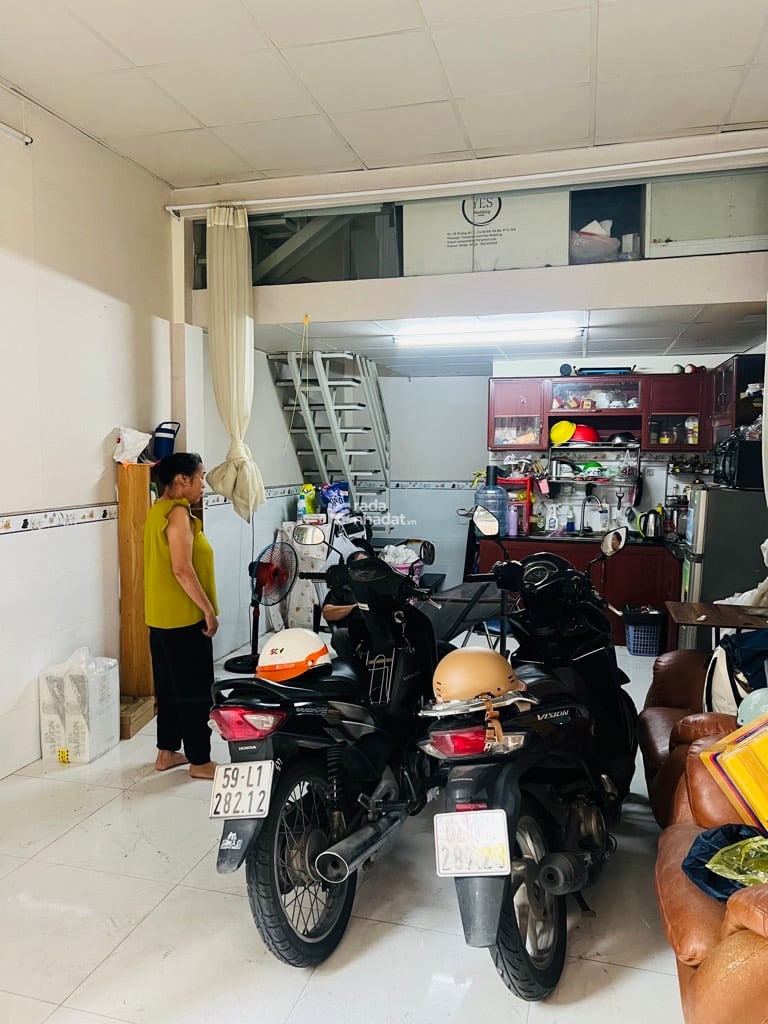 NGAY AEON MALL, SÁT HXH TÂN SƠN NHÌ, TÂN PHÚ, 42M2 HIẾM CÓ. GIẢM 550TR CHỈ 3.5T TL TỐT