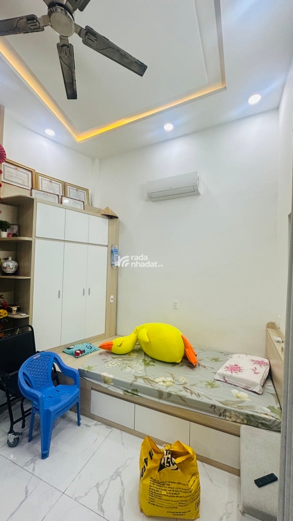 SÁT Q1. HẺM XE HƠI XÔ VIẾT NGHỆ TĨNH, BÌNH THẠNH, 3 TẦNG Ở NGAY. GIẢM 350TR CHỈ CÒN 4.3T TL 