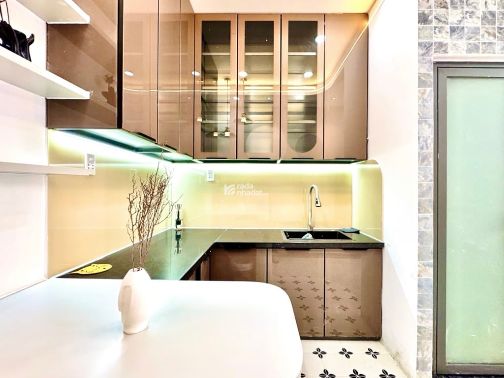 MẶT TIỀN ĐƯỜNG SỐ GÒ VẤP - NGAY ĐẠI LỘ PHẠM VĂN ĐỒNG - HẺM SAU 3M THOÁNG - 3PN 3WC FULL NỘI THẤT