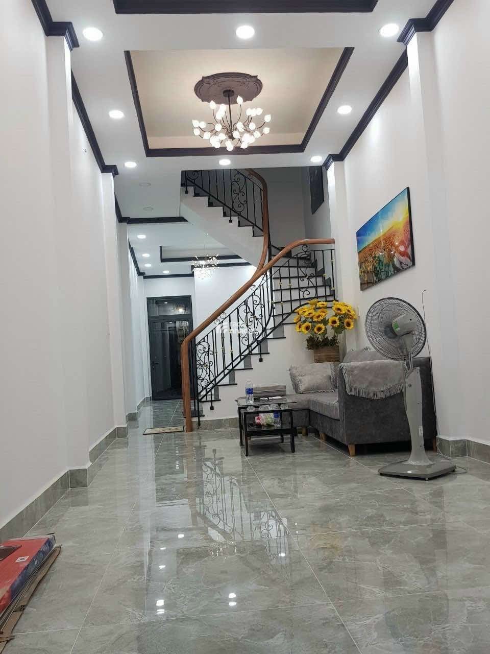 MẶT TIỀN KD NGUYỄN BẶC - PHẠM VĂN HAI - DT:57M2 - 4 TẦNG, 5 NGỦ - ĐỦ CÔNG NĂNG - CHỈ 11,5 TỶ