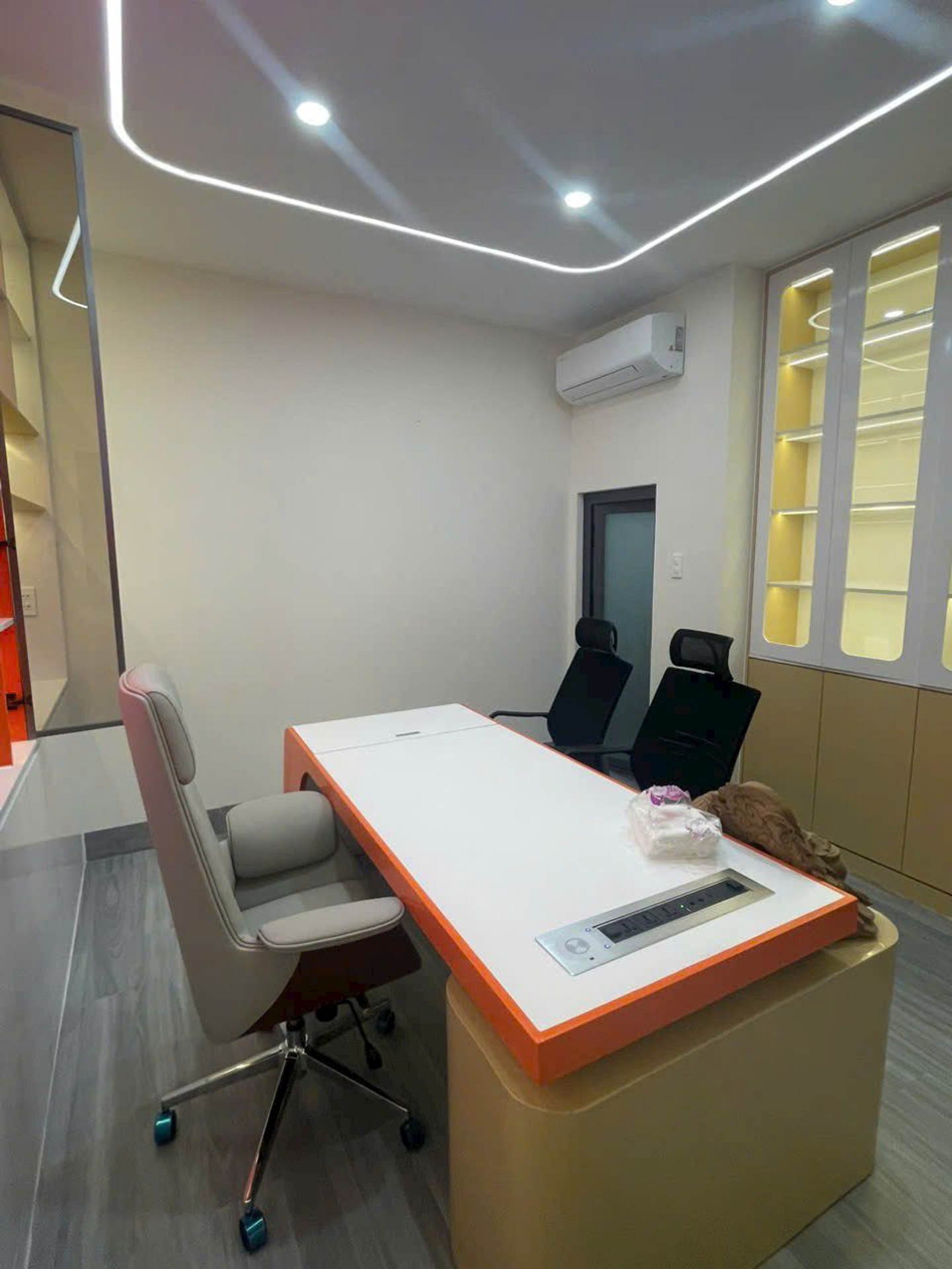 HXH 6m Hồ Đắc Di, 64m2, 4x16, 3PN, xe hơi vào nhà, nhà đẹp, chỉ 6.9 tỷ TL