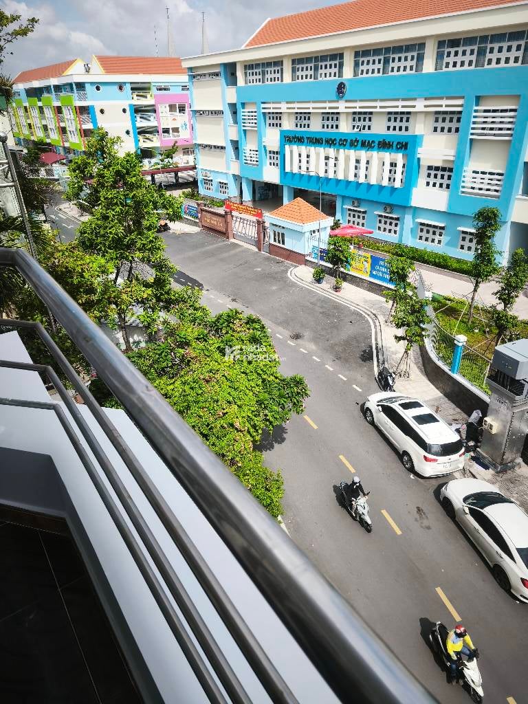 NHÀ 4 TẦNG BTCT, CỨNG CÁP - ĐỐI DIỆN TRƯỜNG HỌC, KINH DOANH ĐỈNH  