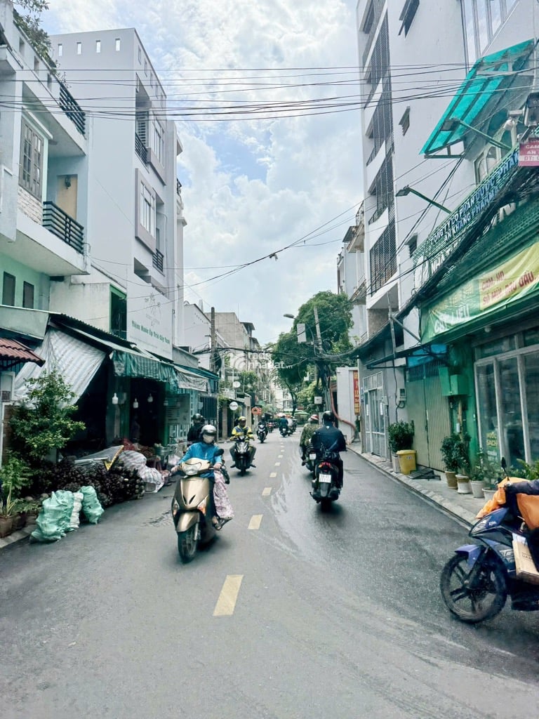MT KHU VIP K300 - TÂN BÌNH - NHÀ MỚI TINH - 48 M2 - 2 TẦNG - GẦN CHỢ - NHỈNH 9 TỶ