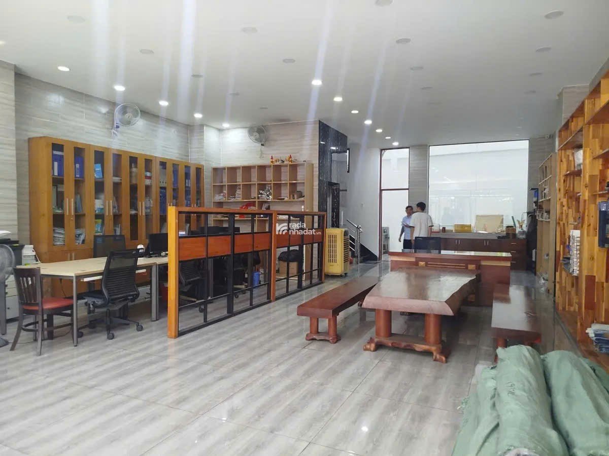 SIÊU PHẨM BIỆT THỰ ĐẸP KHU CHỢ VẢI PHÚ THỌ HÒA ,TÂN PHÚ CHỈ 18.5 TỶ