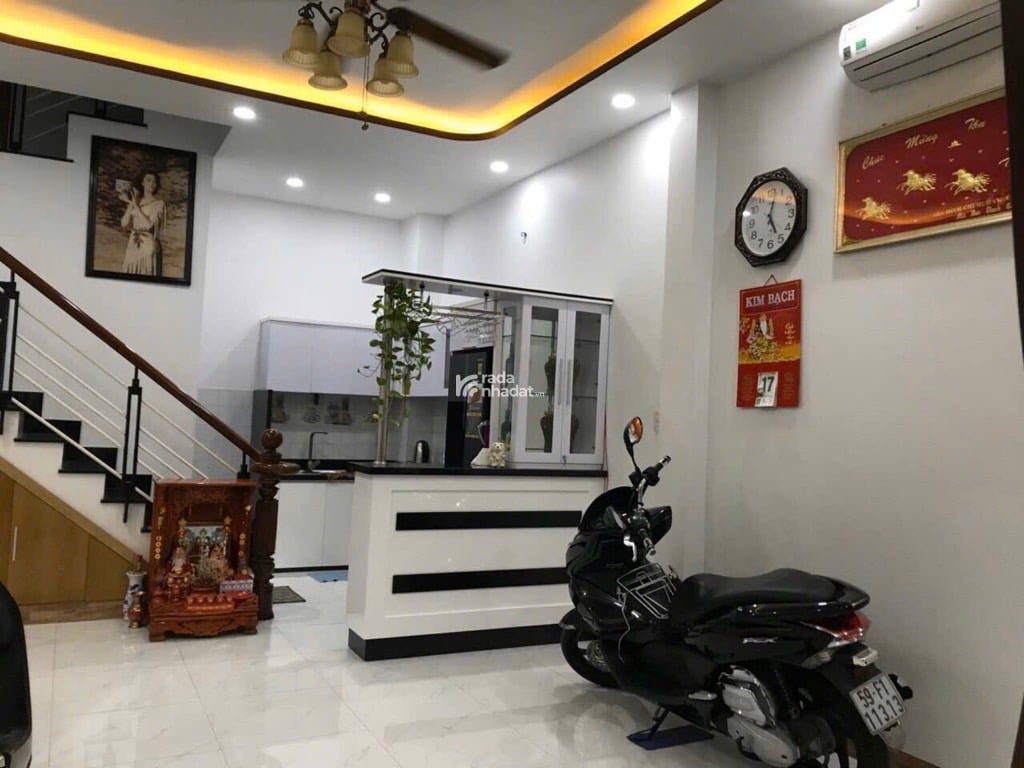 GÒ VẤP HẼM XE HƠI, 3 TẦNG, 45m2