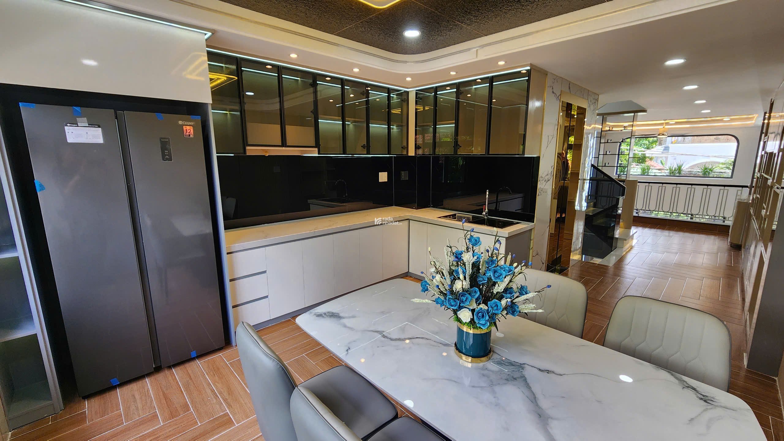 NHÀ PHỐ THANG MÁY - ĐẲNG CẤP - 4 TẦNG - FULL NỘI THẤT NGAY NGÃ TƯ GA - QUẬN 12