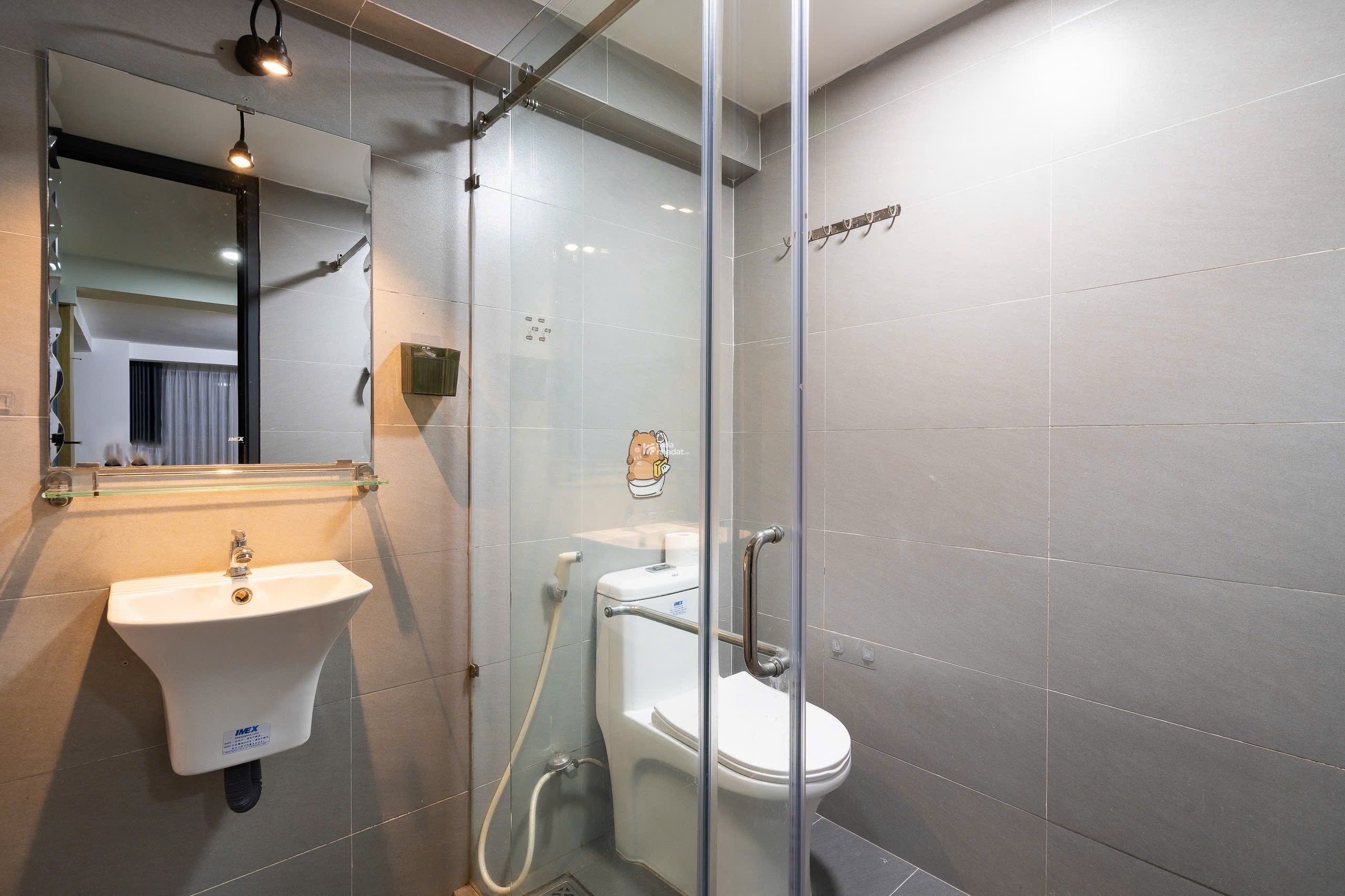 CĂN HỘ CỬA SỔ LỚN FULL NỘI THẤT NGAY TRUNG TÂM QUẬN 3