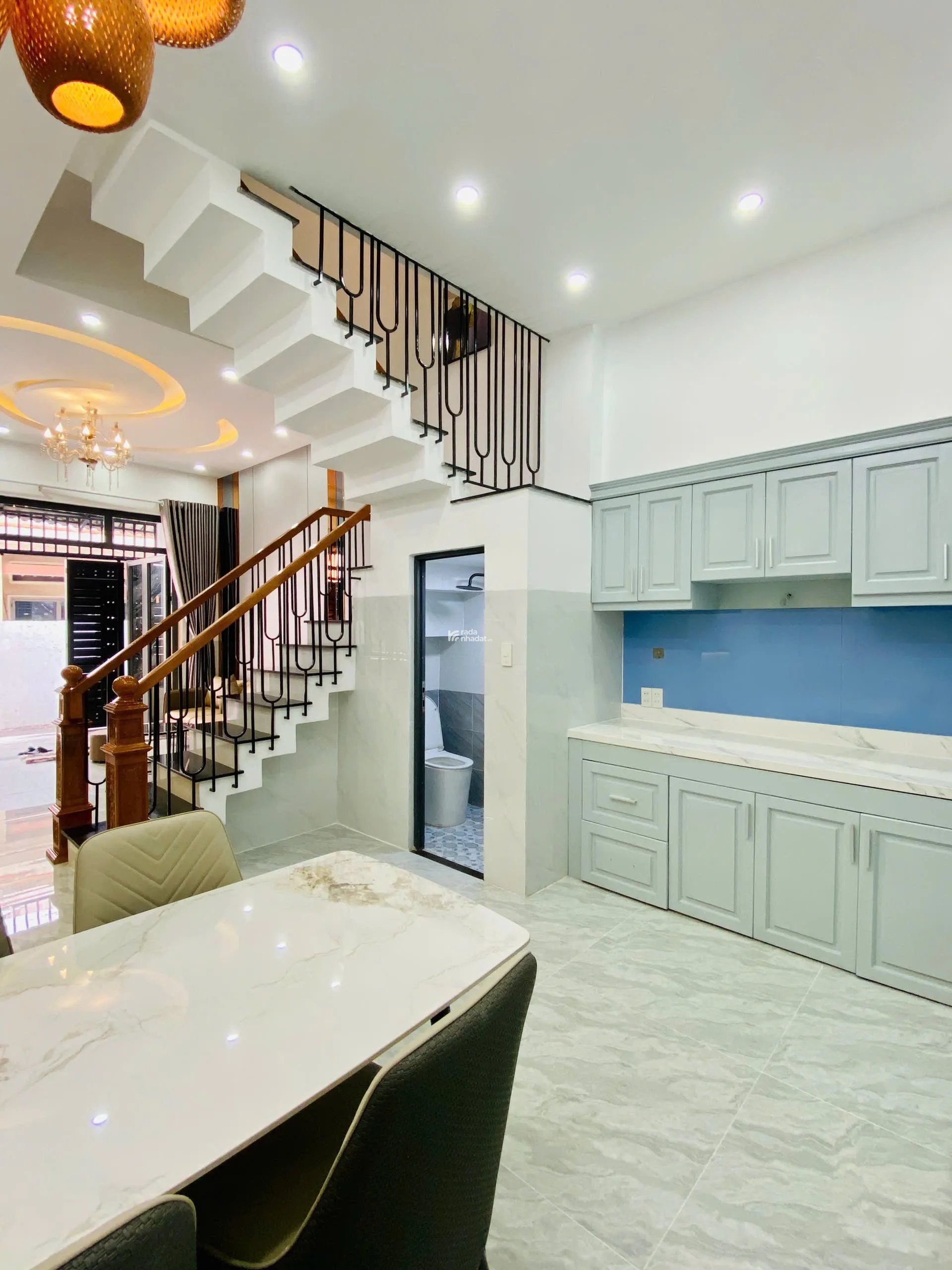 NHÀ MỚI ĐẸP TẶNG NỘI THẤT ,CÁCH MẶT TIỀN CHỈ HƠN 10M, 4 TẦNG, KHU VIP QUANG TRUNG GÒ VẤP