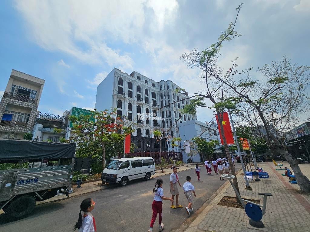 67.9m2 - Giá 12.2 tỷ - Mặt tiền công viên KDC Jamona, Bình Thuận, Q7
