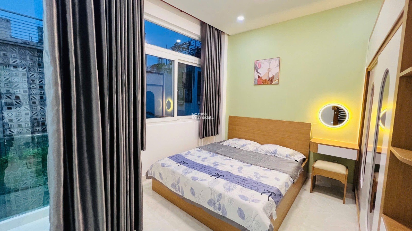 NHÀ 4 TẦNG 4 PN FULL NỘI THẤT - 45m2 GẦN MERCEDES QUANG TRUNG