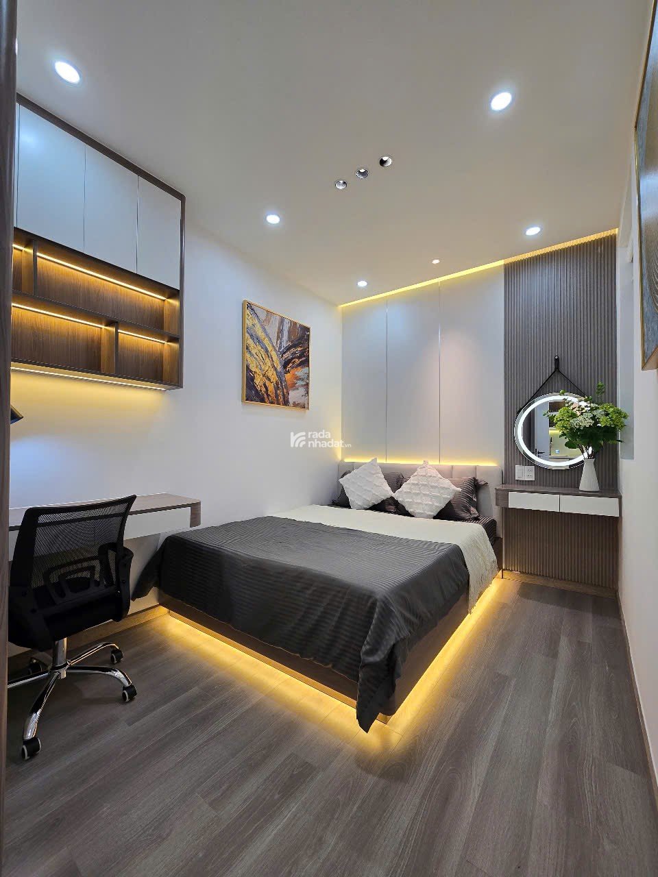 Cần bán nhanh căn hộ sky garden 1, PMH, Q7, DT 71m2, TK 2PN nhà mới đẹp, giá chỉ 4,7 tỷ 
