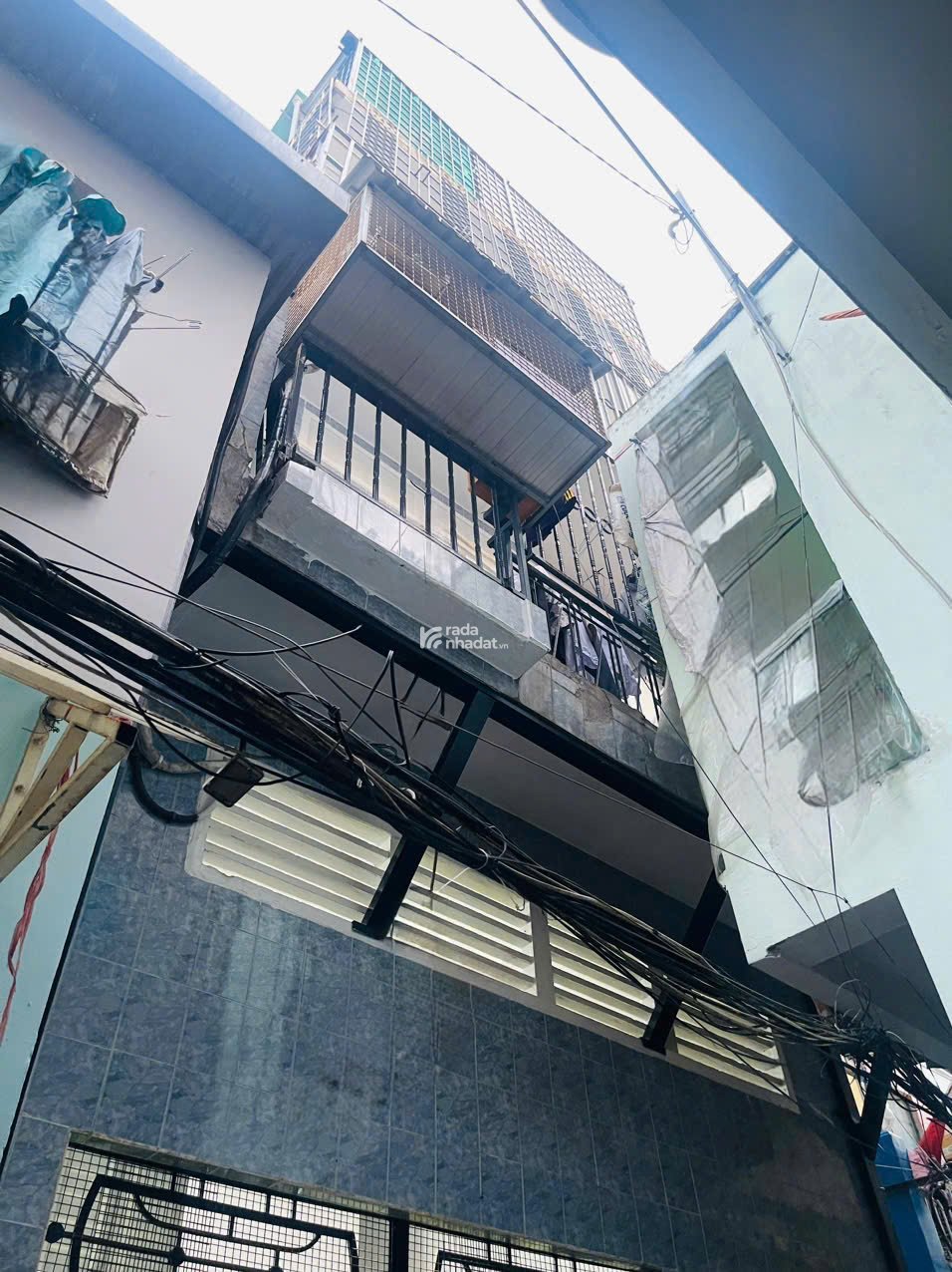 BÁN NHÀ HẺM 4M 5 TẦNG QUẬN 10 -  DT 4.5 X 7M NỞ HẬU 6M - GIÁ CHỈ 5.9 TỶ