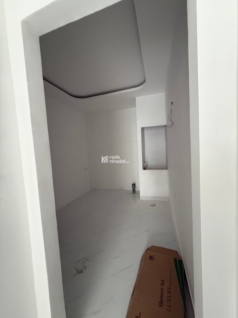 HẺM XE HƠI TRẦN THÁI TÔNG, TÂN BÌNH, 33M2 CÓ KC Ở NGAY. GIẢM 350TR CHỈ CÒN 4.7T TL 