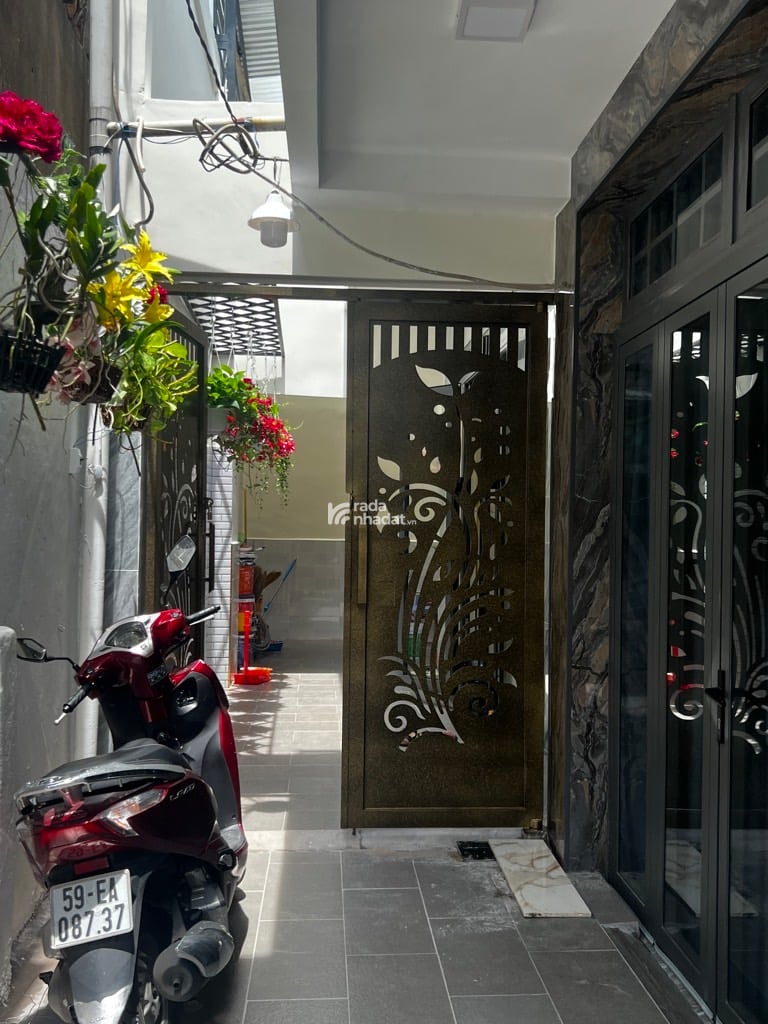 KHU ETOWN, HẺM XE HƠI TRƯỜNG CHINH, TÂN BÌNH, 60M2 CÓ KC Ở NGAY. GIẢM 350TR CHỈ CÒN 6.46T TL 