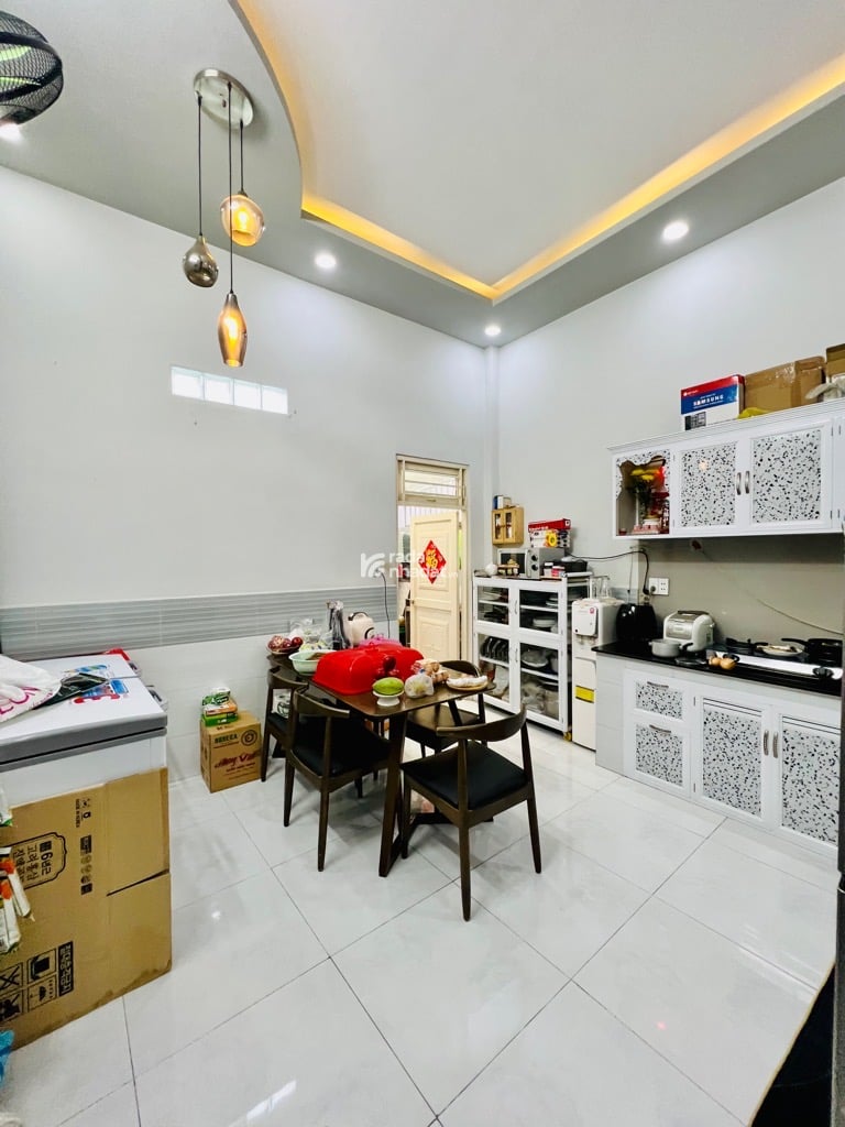 MẶT TIỀN KD-NGUYỄN QUÝ YÊM-NHÀ 2 TẦNG 78M2(4X17)-GIÁ 7.1 TỶ